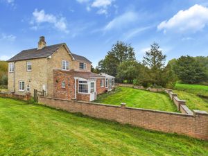 Side Garden- click for photo gallery